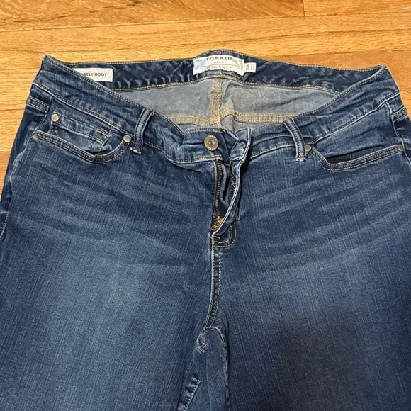 Torrid Dark Blue barely boot Jeans - Picture 7 of 9